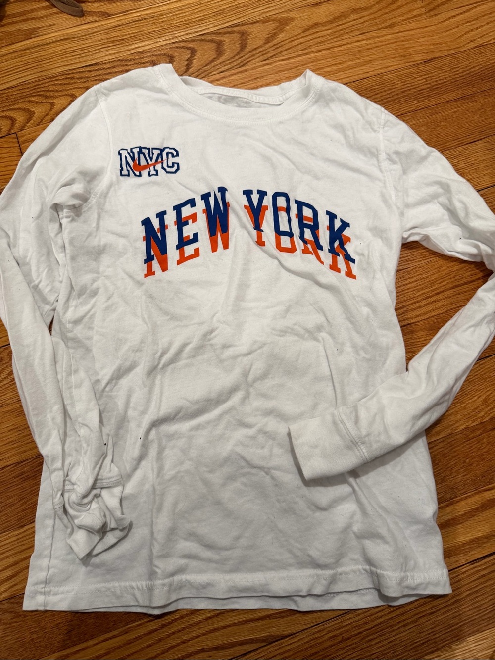 Nike Kids New York Knicks Long Sleeve T Shirt Size 10/12